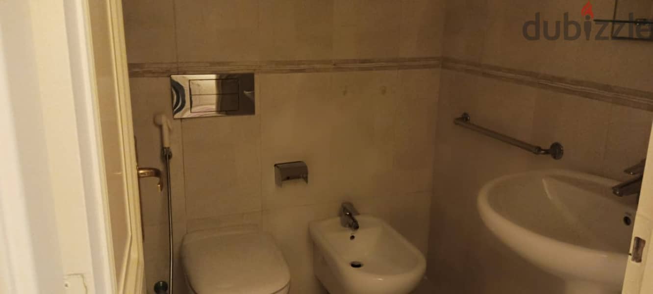 Apartment For Rent In Ain El Mraisseh (Only for Foreign Customer) 8