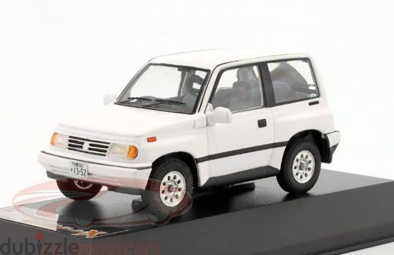 Suzuki Escudo diecast car model 1;43. 1