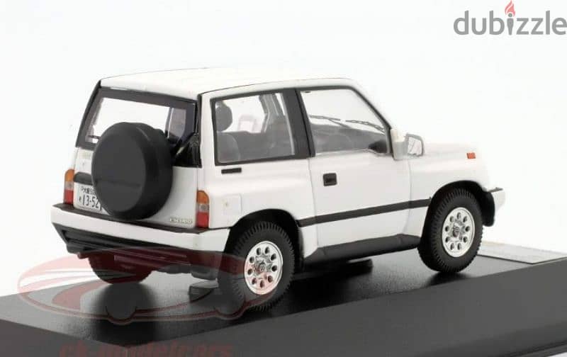 Suzuki Escudo diecast car model 1;43. 3