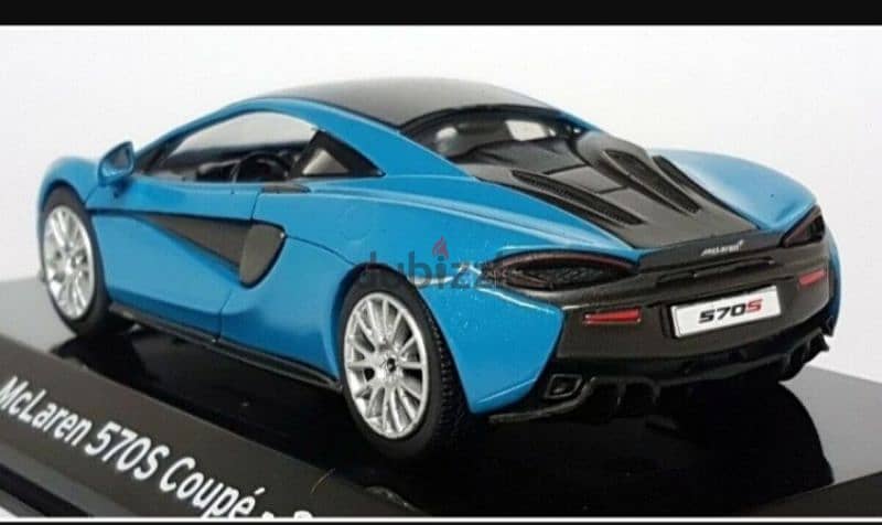 Mclaren 570S diecast car model 1;43. 1