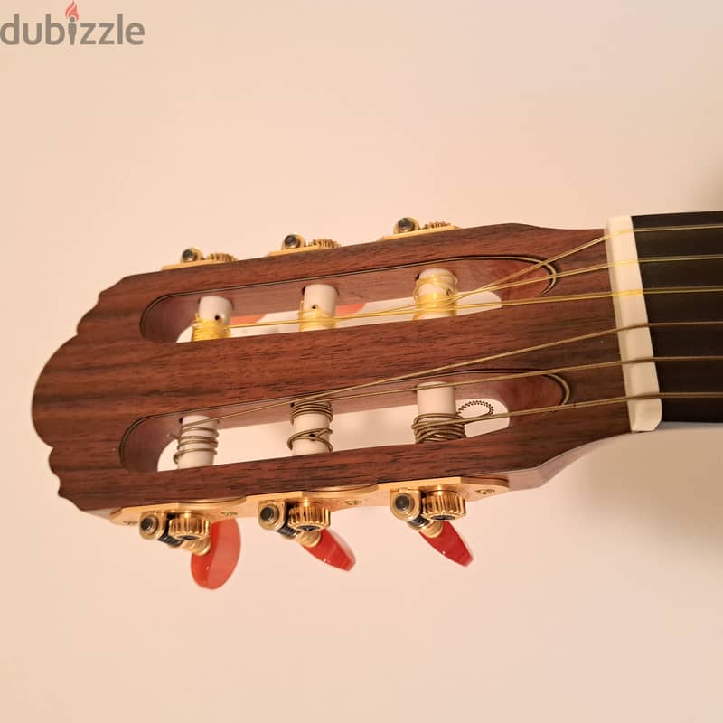 Yamaha  CGBN1 Classic guitar 3