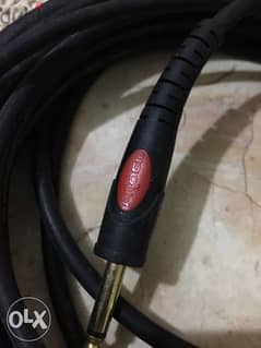 cable for guitar and keyboards