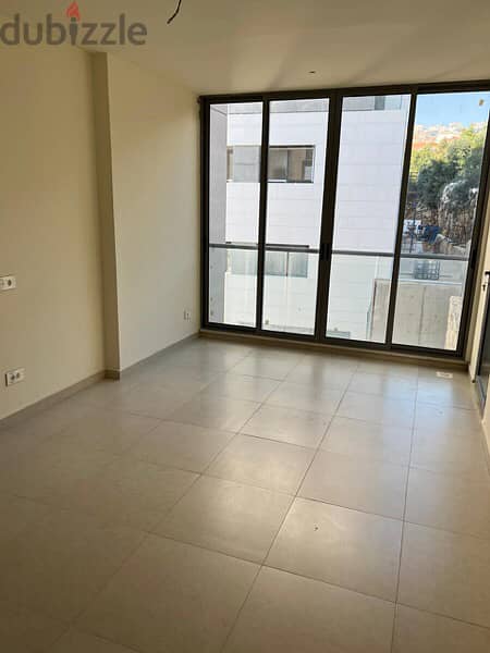 Apartment for sale in kfarahbeb شقة للبيع في كفرحباب 5