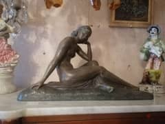 تمثال برونز فرنسي رائع ومميز جدا سعر لقطة stutes