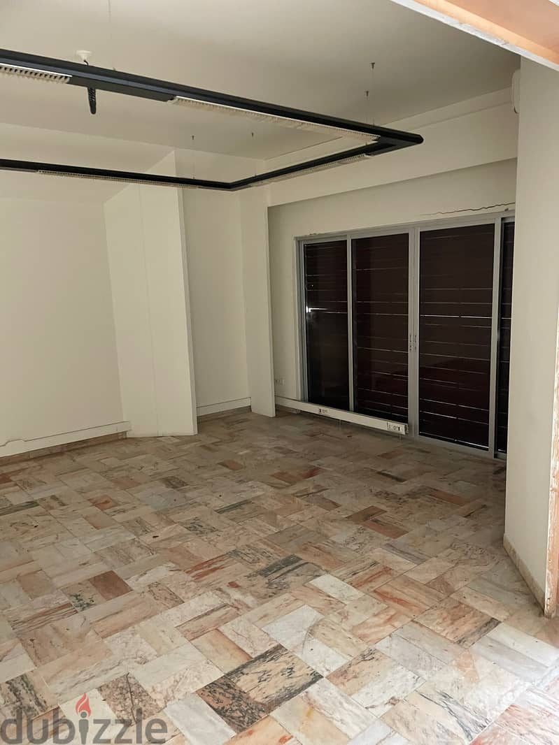 apartment for rent in achrafieh nice location Ref#4816 8