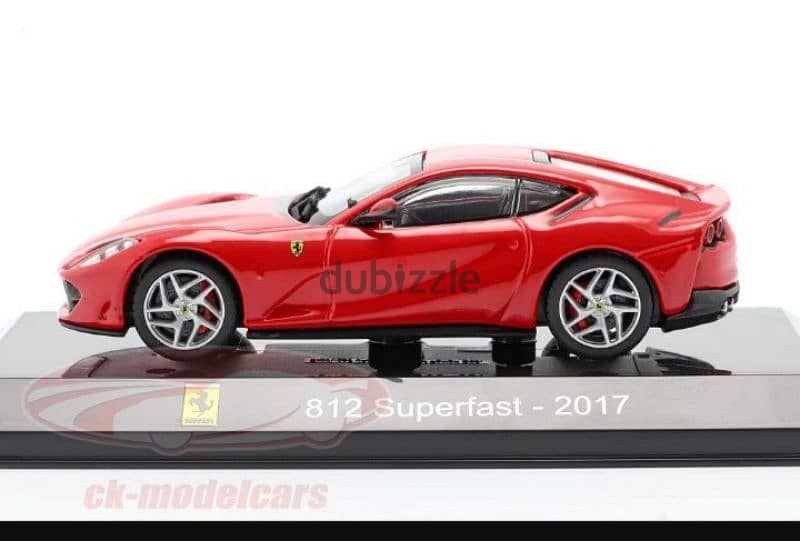 Ferrari 812 Superfast (2017) diecast car model 1;43. 2