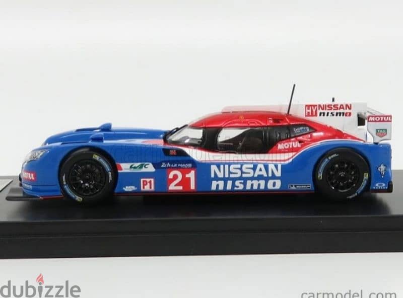 Nissan GT-R Nismo (Le Mans 2015) diecast car model 1;43. 1