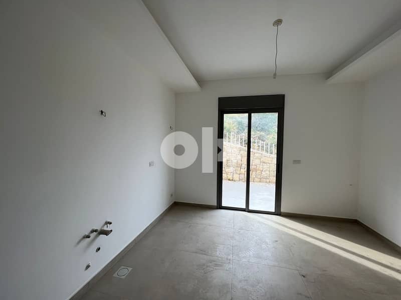 L10845-Great Offer! Apartment in Nahr Ibrahim For Sale 5