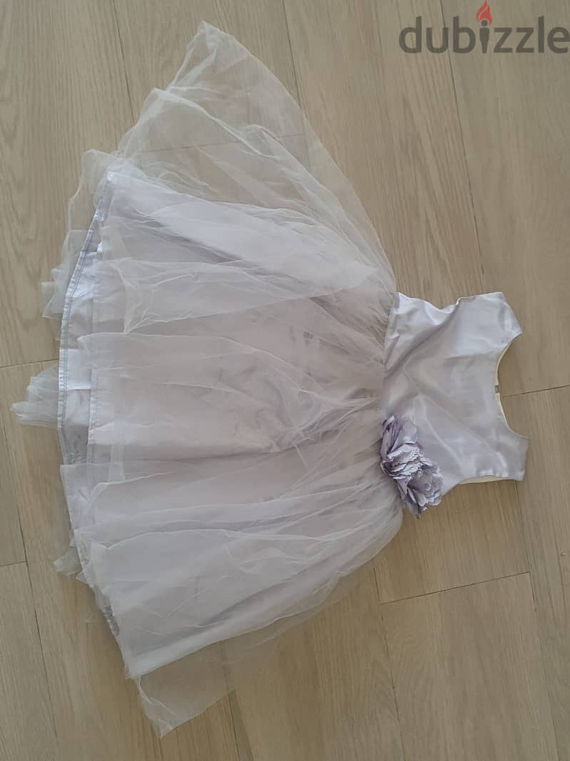 Girl dress of the brand Soobe (7 years) 1