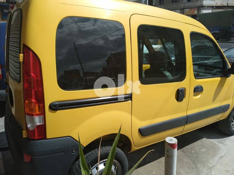 rapid Renault kangoo 2007 ajnabi 4×4 خارقا النضافه بيئه اوريجينال 2