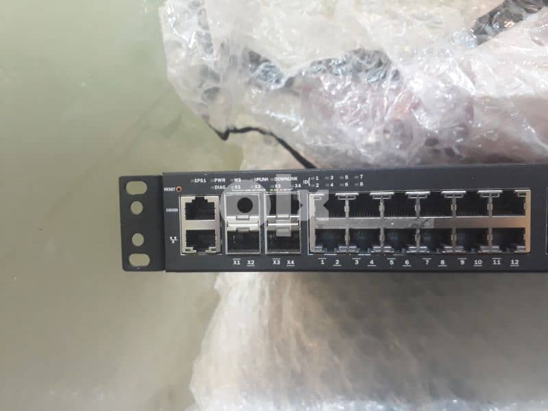 Switch -Enterprise-Gigabit 48 port 4 sfp 10gb support 5