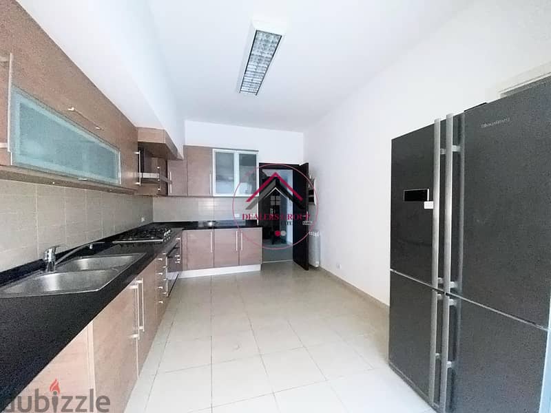 Tabaris! Comfortable Apartment for Sale in Achrafieh -Carré d'Or 2