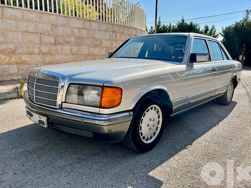 Mercedes-Benz 300 SE Model 1990 Gray In Blue No Accidents 3