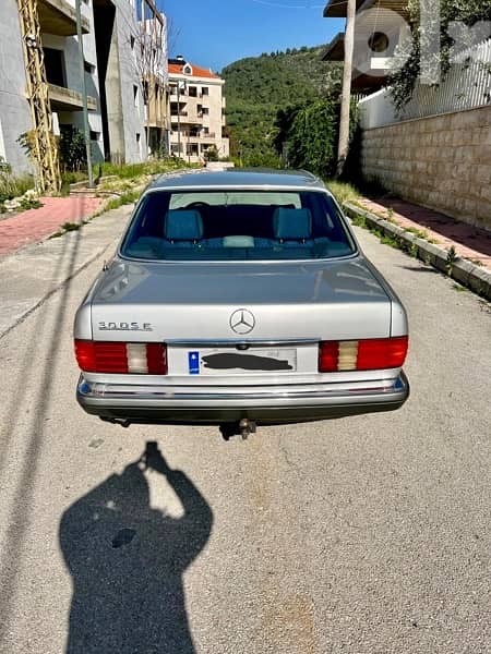 Mercedes-Benz 300 SE Model 1990 Gray In Blue No Accidents 7