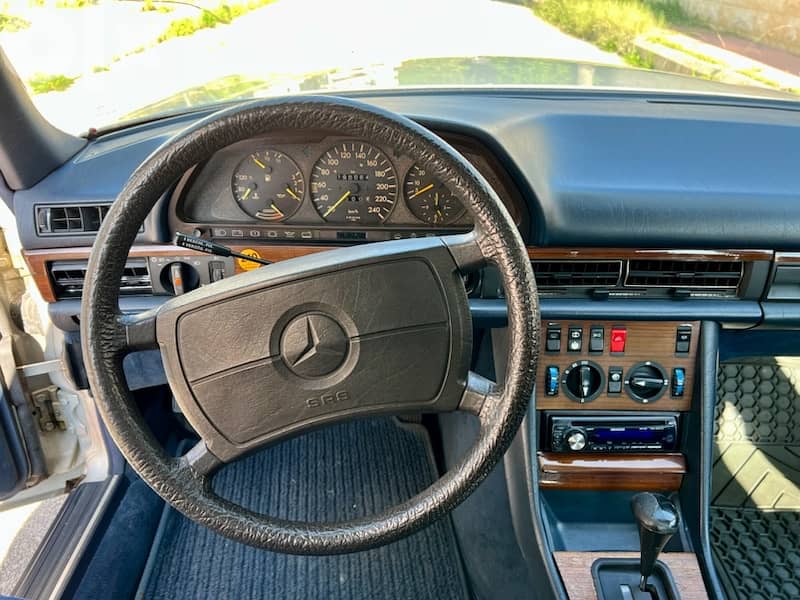 Mercedes-Benz 300 SE Model 1990 Gray In Blue No Accidents 15