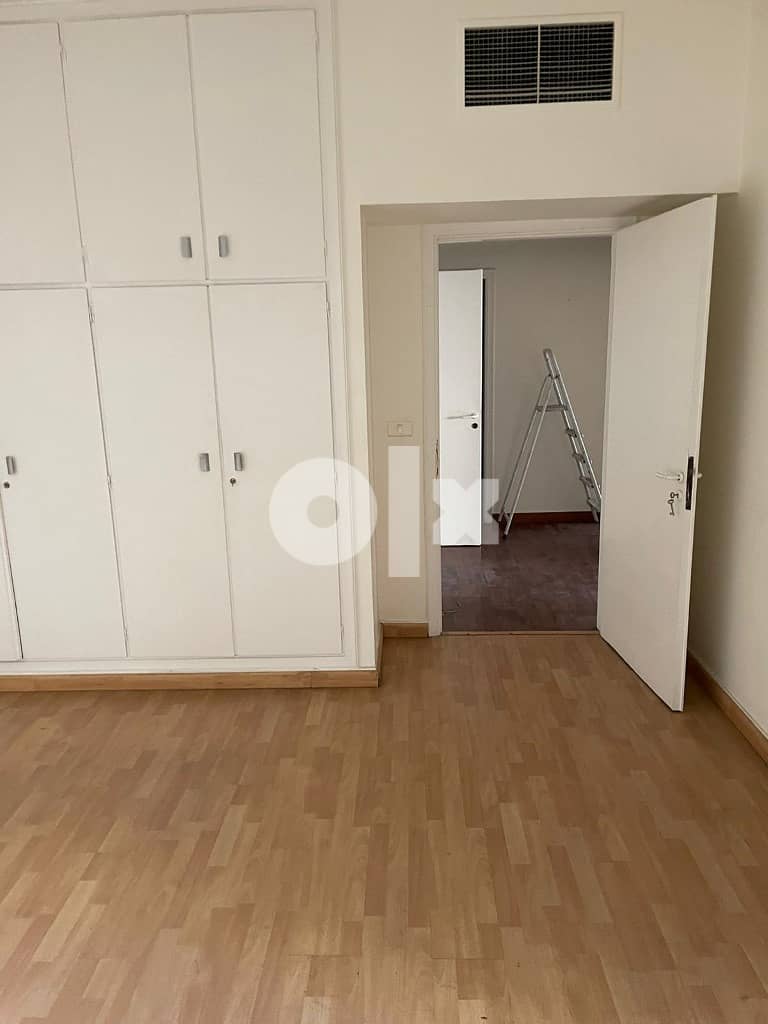 400 Sqm | Apartment For Rent In Ashrafieh - Sassine 7