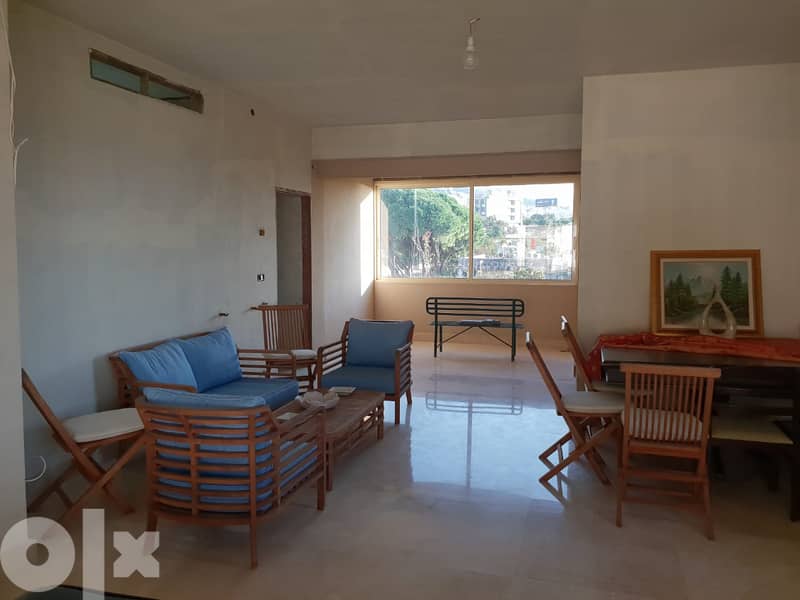 L10909-Apartment for Rent in Fidar with Direct Access to the Beach 3