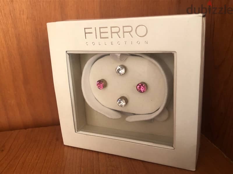 Fierro Collection original  2 pairs “Earing” 1