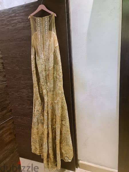 long gold dress 1