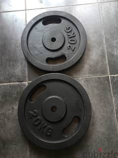 plates like new 20 kg each we have also all sports equipment 0