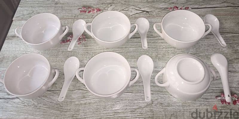 ceramic soup and noodles bowls with spoons set 1