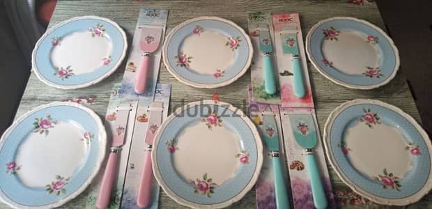 floral desserts and sweets plates and knifes