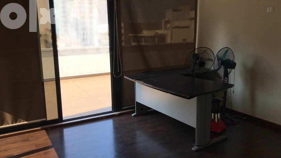 L10959-Office for Rent with Terrace in Minet El Hosn 2