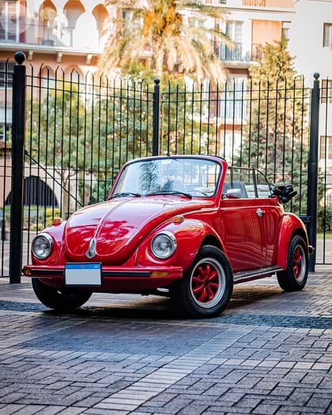 Volkswagen Super Beetle 1