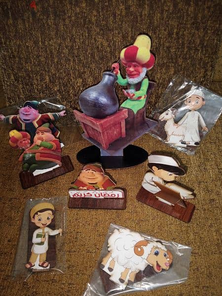 cute Ramada characters wood stand decoration 0