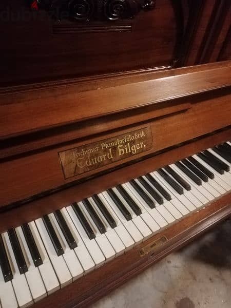 بيانو خارق النظافة الماني للعذف رائع جدا سعر لقطة piano 1