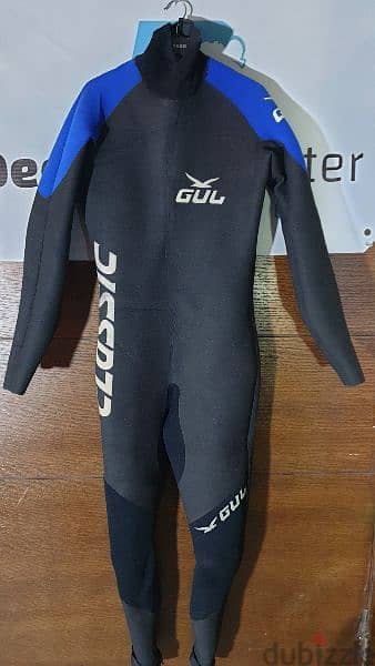 3mm wet suit and 5mm all sizes are available 1