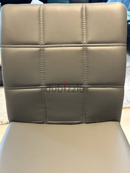 6 dinning chairs, grey color, leather 1