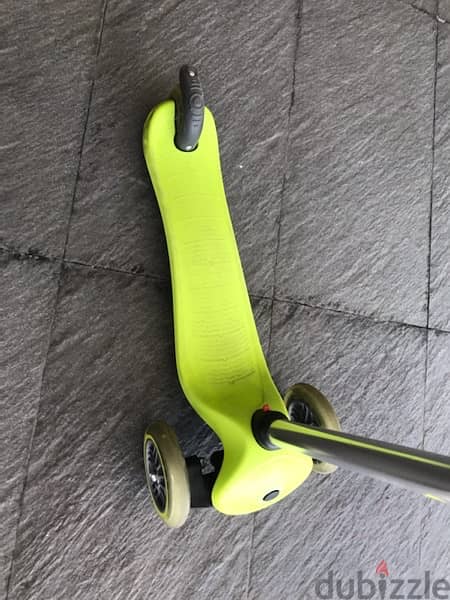 scooter or trotinette excellent condition 2
