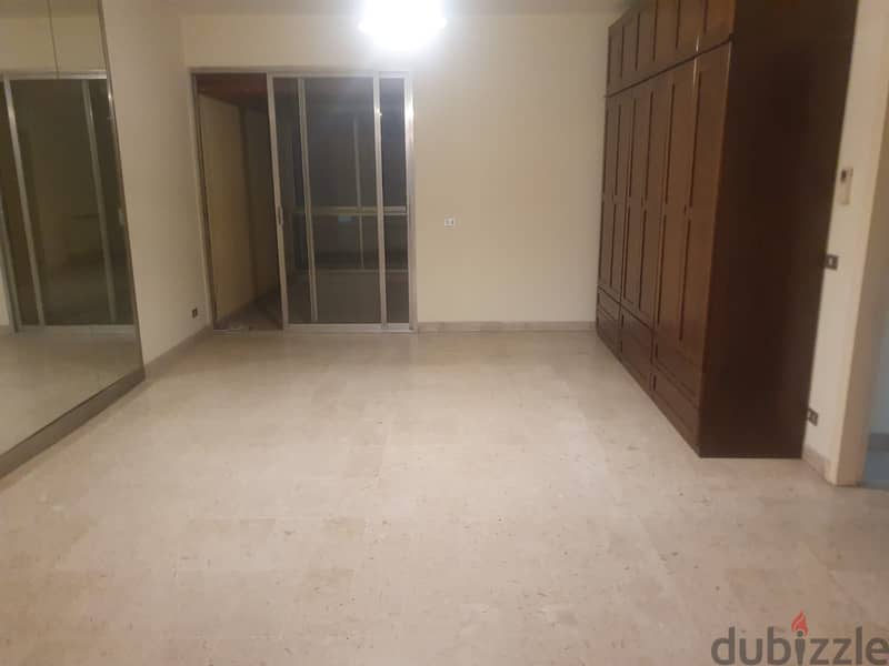 L10993-Spacious Apartment for Rent in Sanayeh 3