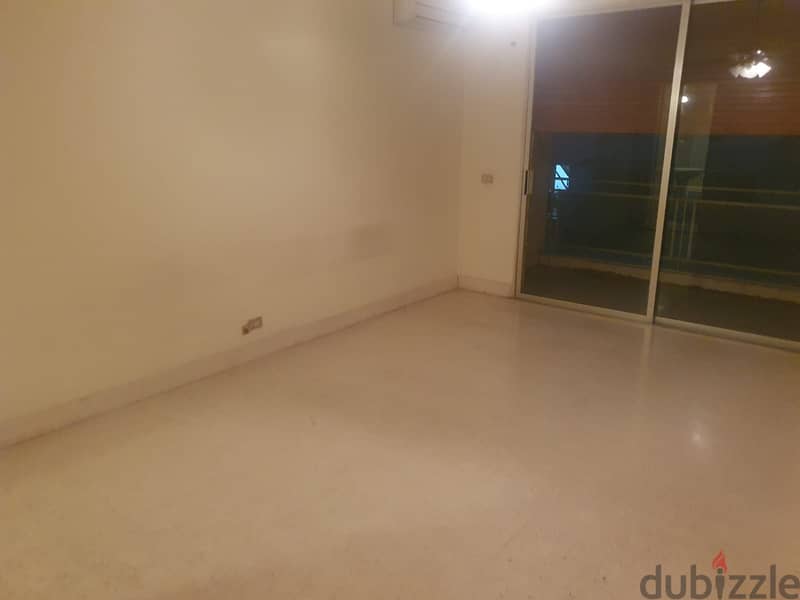 L10993-Spacious Apartment for Rent in Sanayeh 6