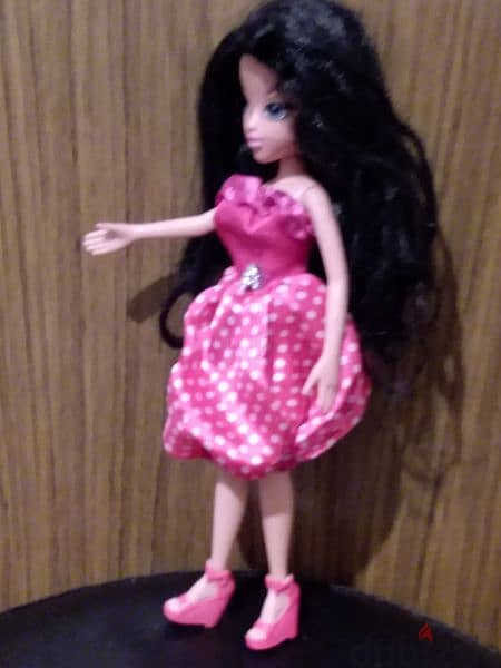 "KAYLEE -MOXIE GIRLZ" as new weared doll from MGA, bendable legs=14$ 6