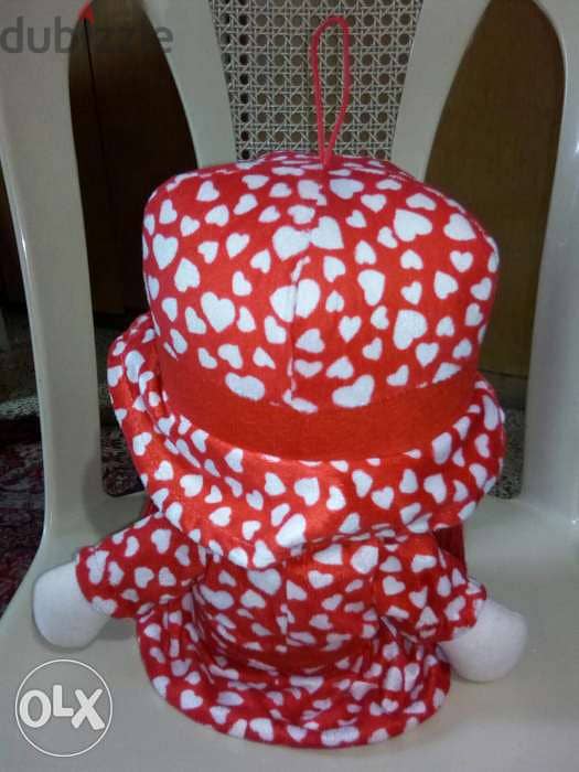 Offer: RED SINGER PLUSH 50Cm Large singer Arabic as new doll=10$ 2