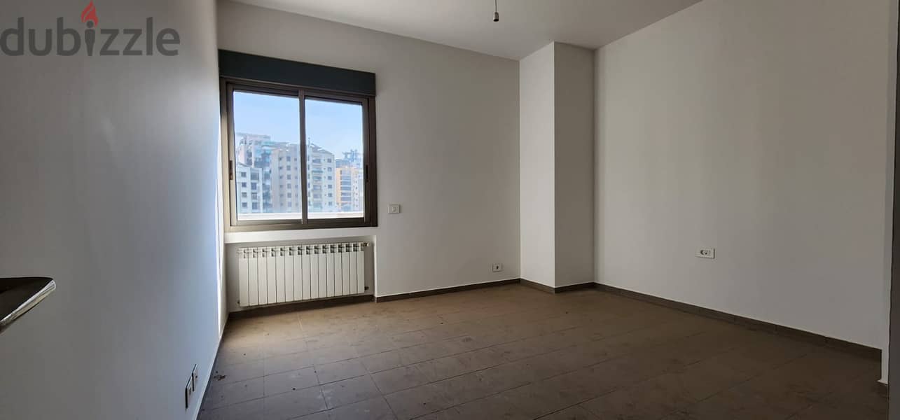 L11017-Luxurious Spacious Apartment for Sale in Horsh Tabet 5