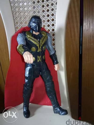 THOR ACTION LEGEND TALKER as new doll in KYLO REN Mask Hasbro=16$