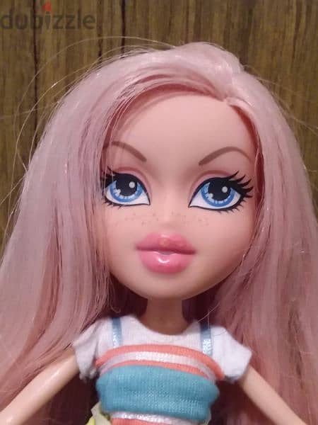 ClOE SELFIE SNAPS BRATZ great MGA weared doll 2017 pink hair +shoes=17 4