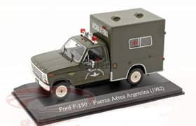 Ford F150 Ambulance (1982) diecast car model 1;43. 0