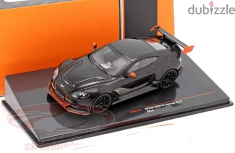 Aston Martin GT 12 (2015) diecast car model 1;43.