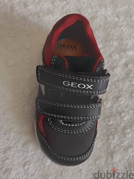 NEW- GEOX shoes size 22 2