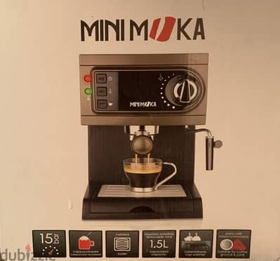 Mini moka suitable for coffee ground & pods