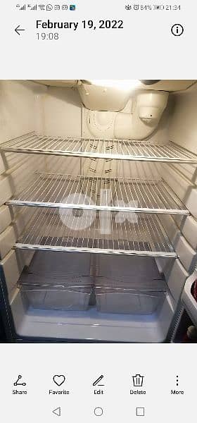 Gaz+Refrigerator+Dresser+Microwave+Salon 800$. 3
