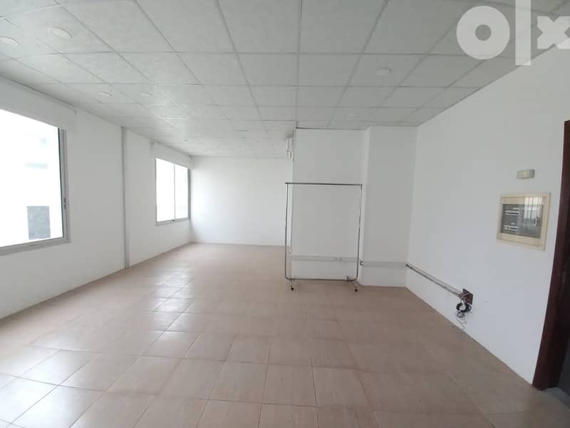 AH22-1338 Office for rent in Beirut, Hazmieh, 80 m2, $750 cash 2