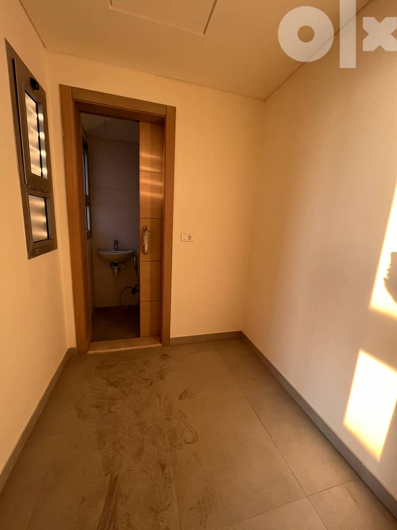 Unfurnished Apartment For Sale in Tallet-al khayat 5