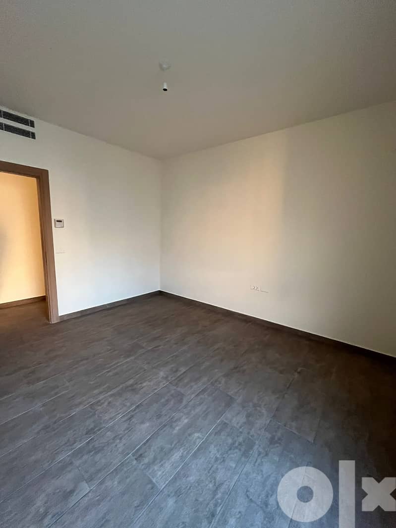 Unfurnished Apartment For Sale in Tallet-al khayat 7