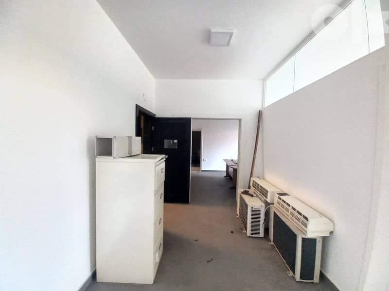 AH23-1535 Office for rent in Beirut, Badaro, 150 m2, 1