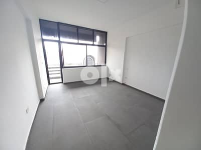 AH23-1535 Office for rent in Beirut, Badaro, 150 m2,